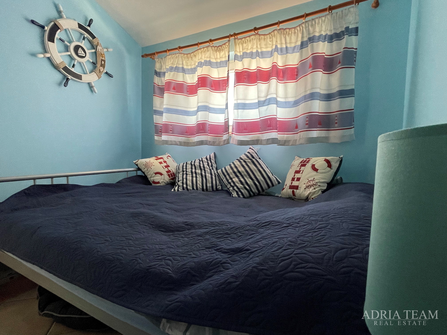 APARTMENT, 1ST ROW TO THE SEA, ON A BEAUTIFUL BEACH WITH BIG TERRACE - TURANJ