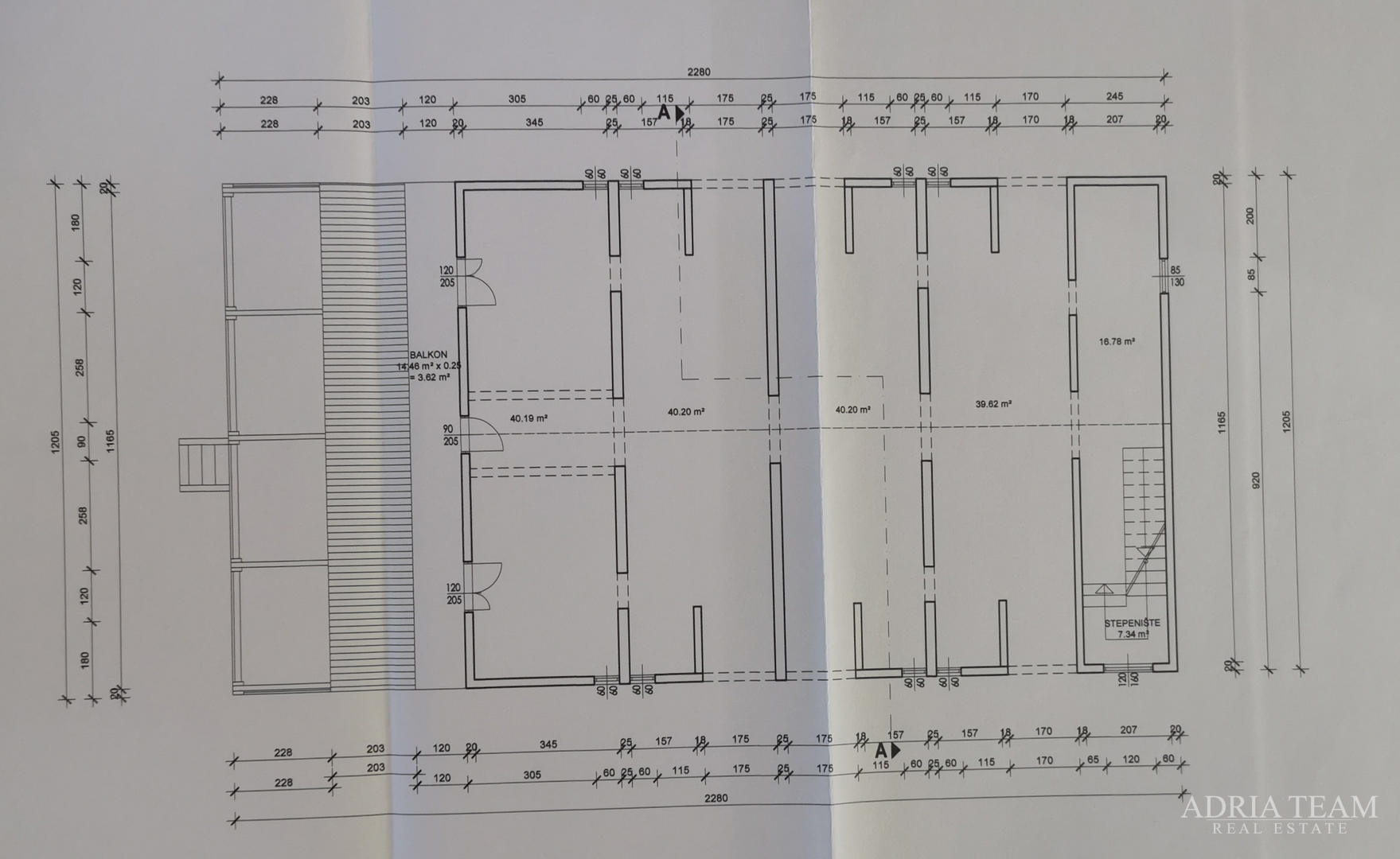 EXCELLENT INVESTMENT, 50 M FROM THE SEA! PAG, POVLJANA