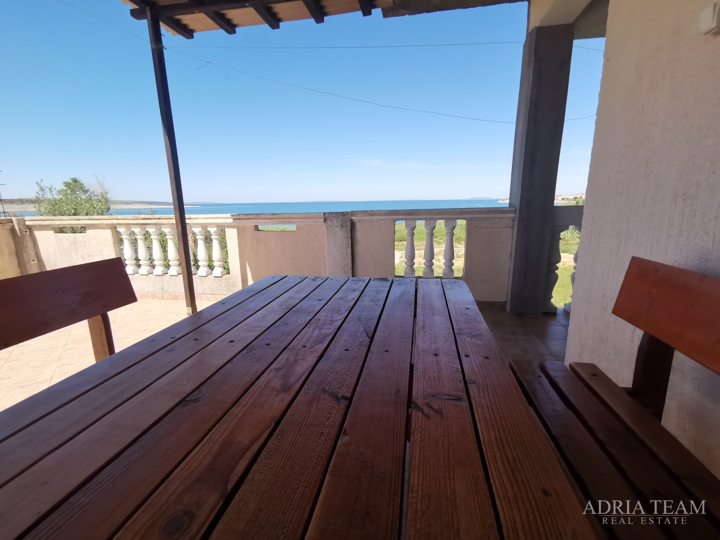 EXCELLENT INVESTMENT, 50 M FROM THE SEA! PAG, POVLJANA