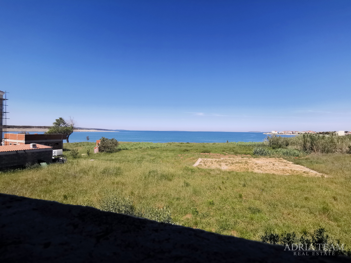 EXCELLENT INVESTMENT, 50 M FROM THE SEA! PAG, POVLJANA