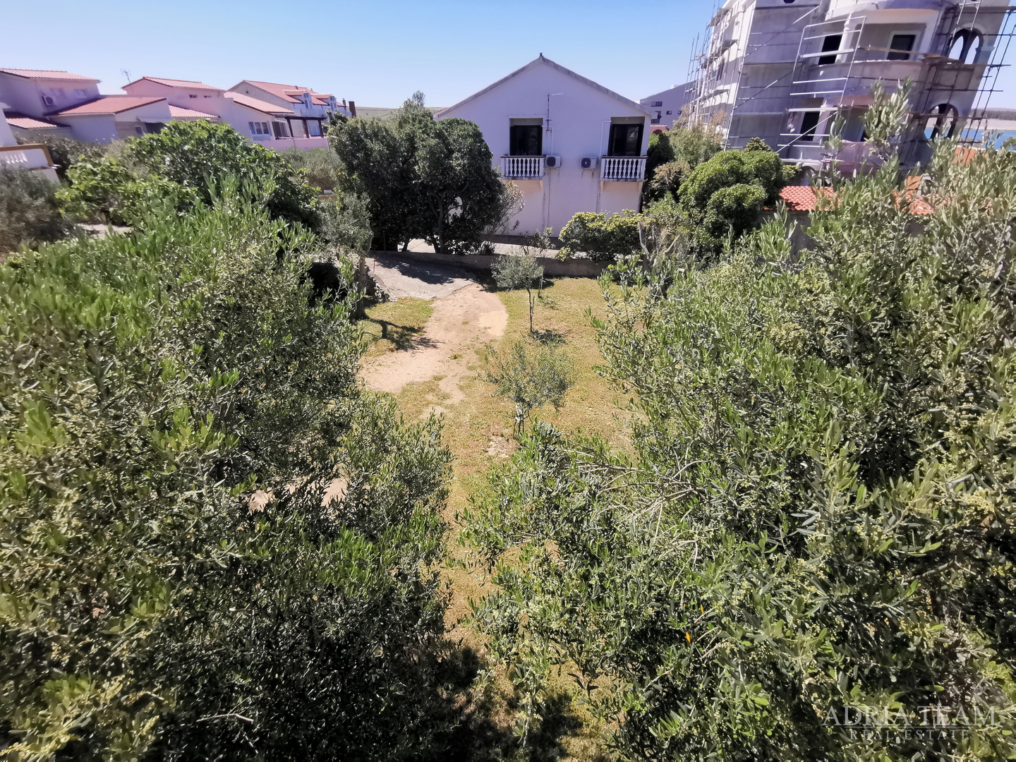 EXCELLENT INVESTMENT, 50 M FROM THE SEA! PAG, POVLJANA