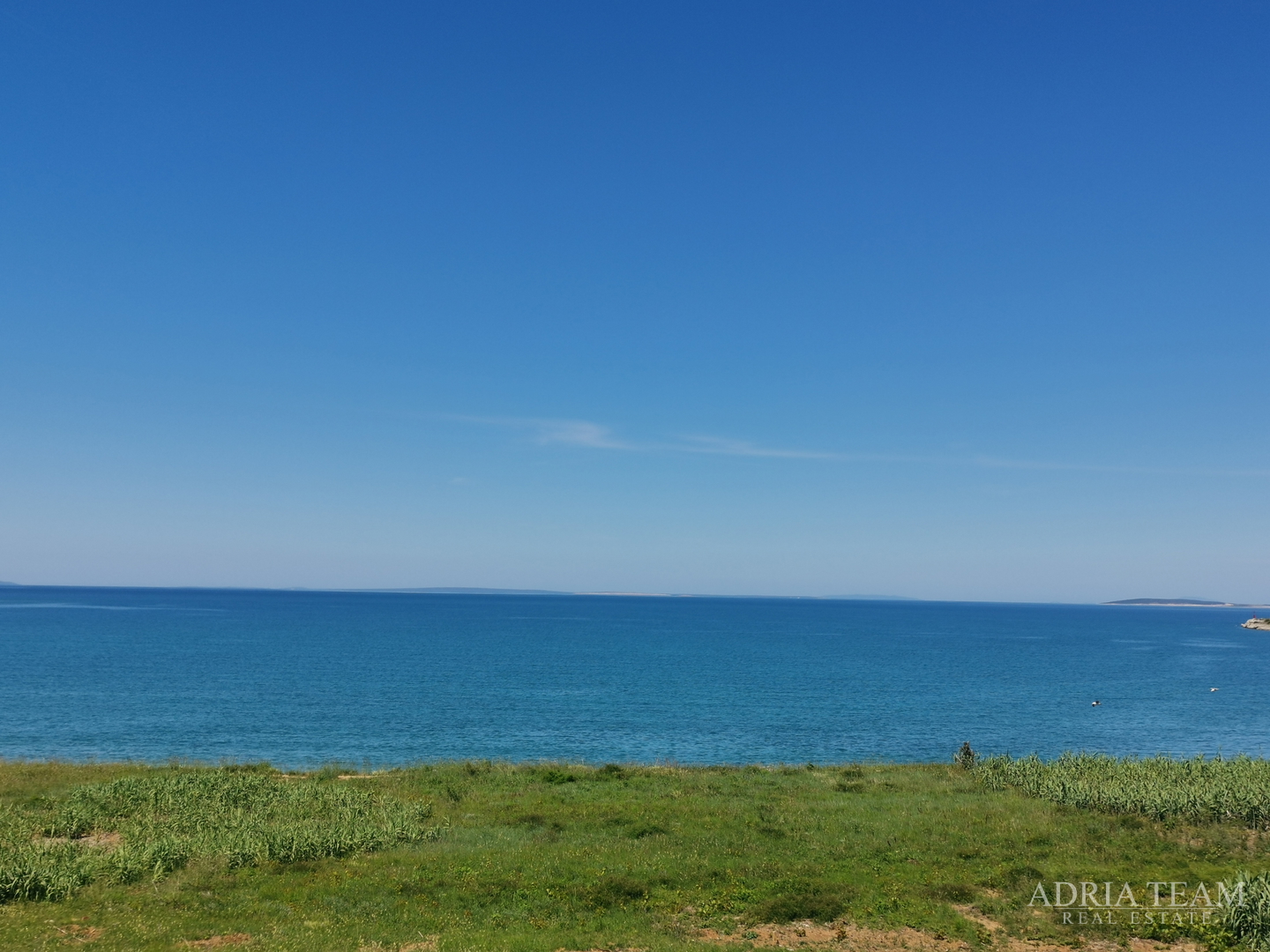 EXCELLENT INVESTMENT, 50 M FROM THE SEA! PAG, POVLJANA