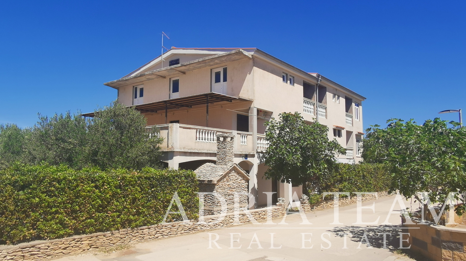 EXCELLENT INVESTMENT, 50 m FROM THE SEA!  PAG, POVLJANA