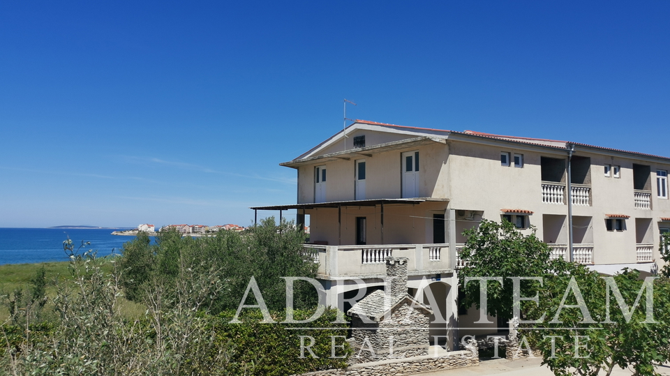 EXCELLENT INVESTMENT, 50 m FROM THE SEA!  PAG, POVLJANA