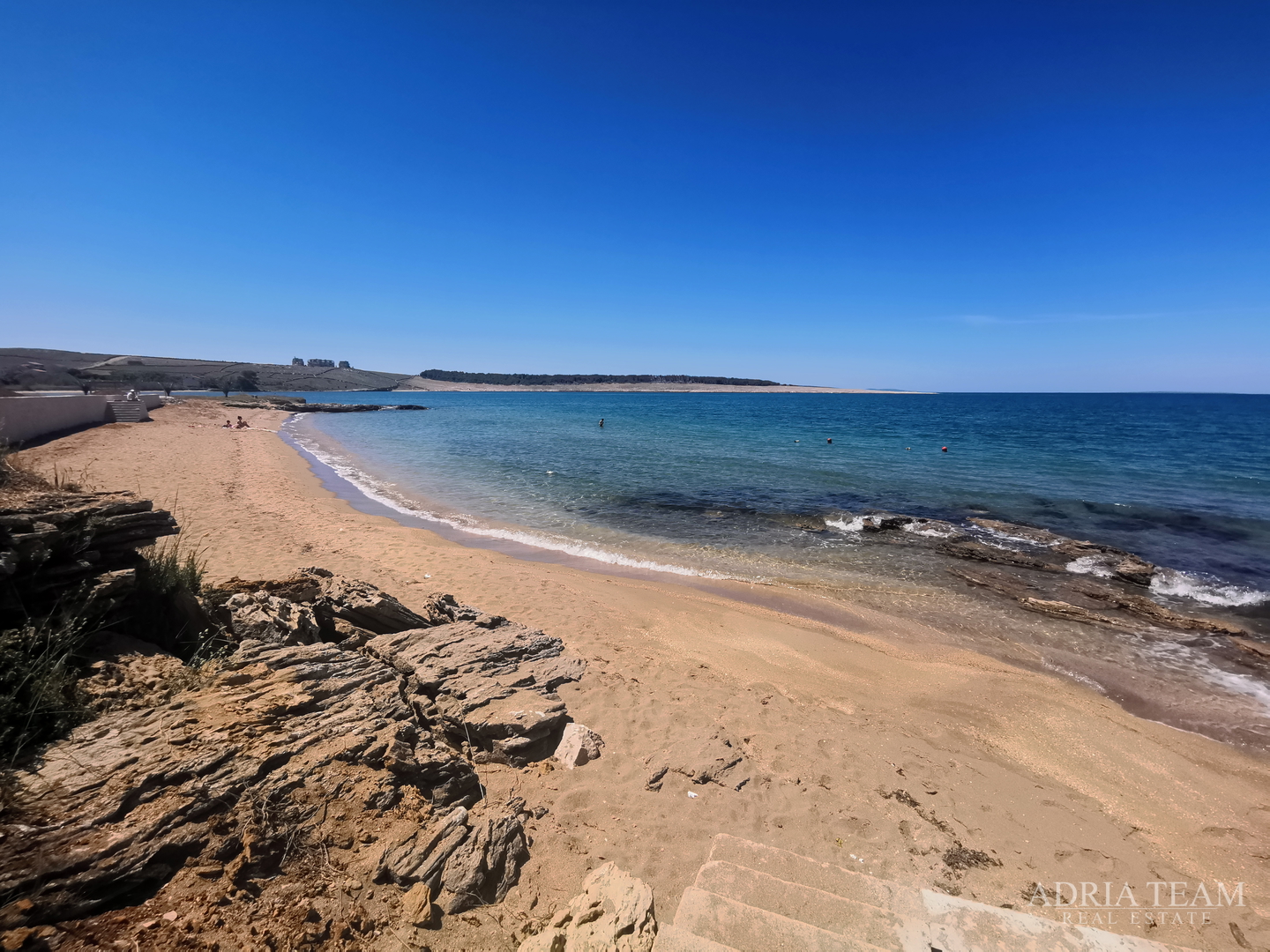 EXCELLENT INVESTMENT, 50 M FROM THE SEA! PAG, POVLJANA