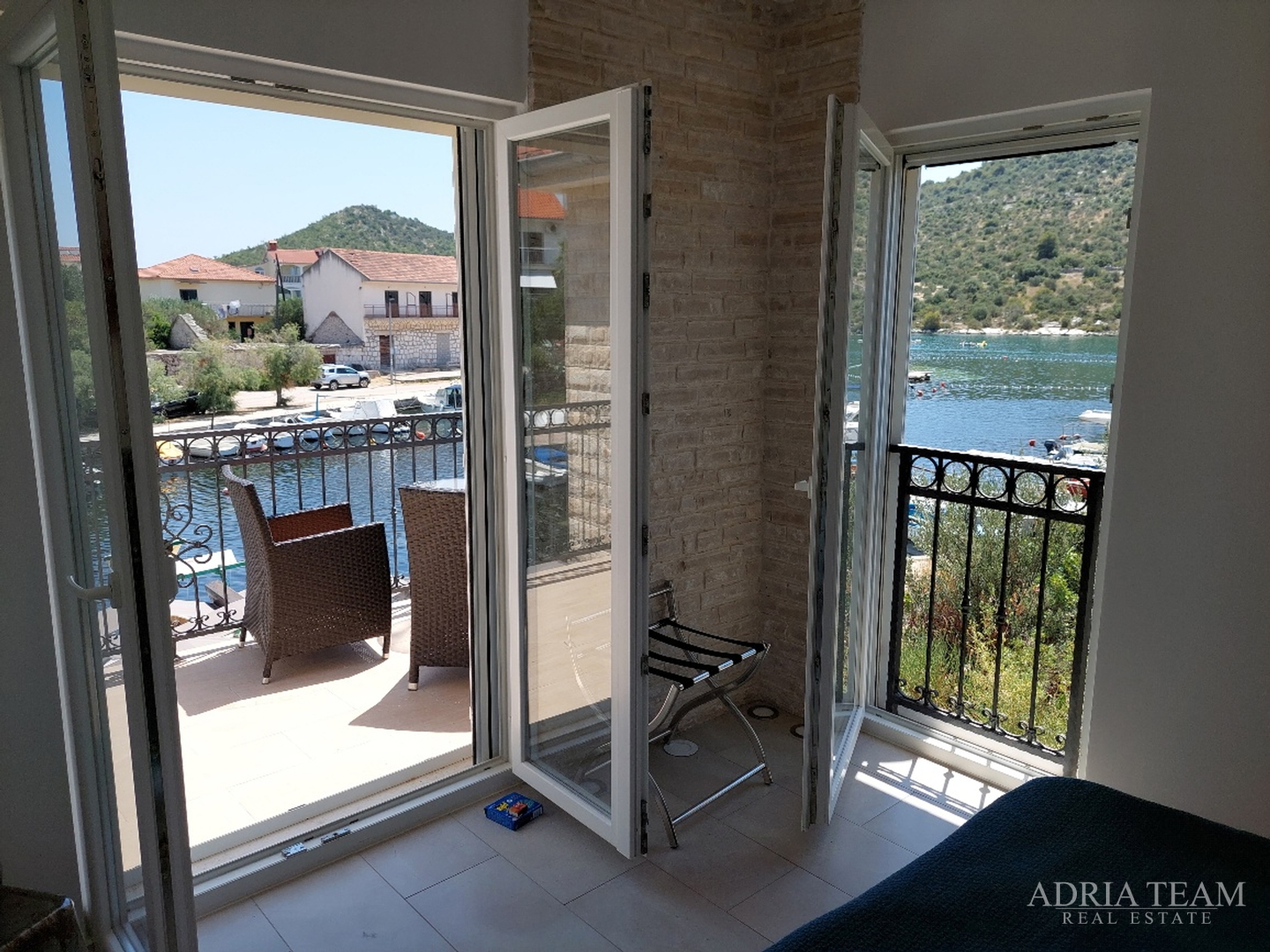 VILLA, 5 M FROM THE SEA, EXCELLENT LOCATION! - ROGOZNICA