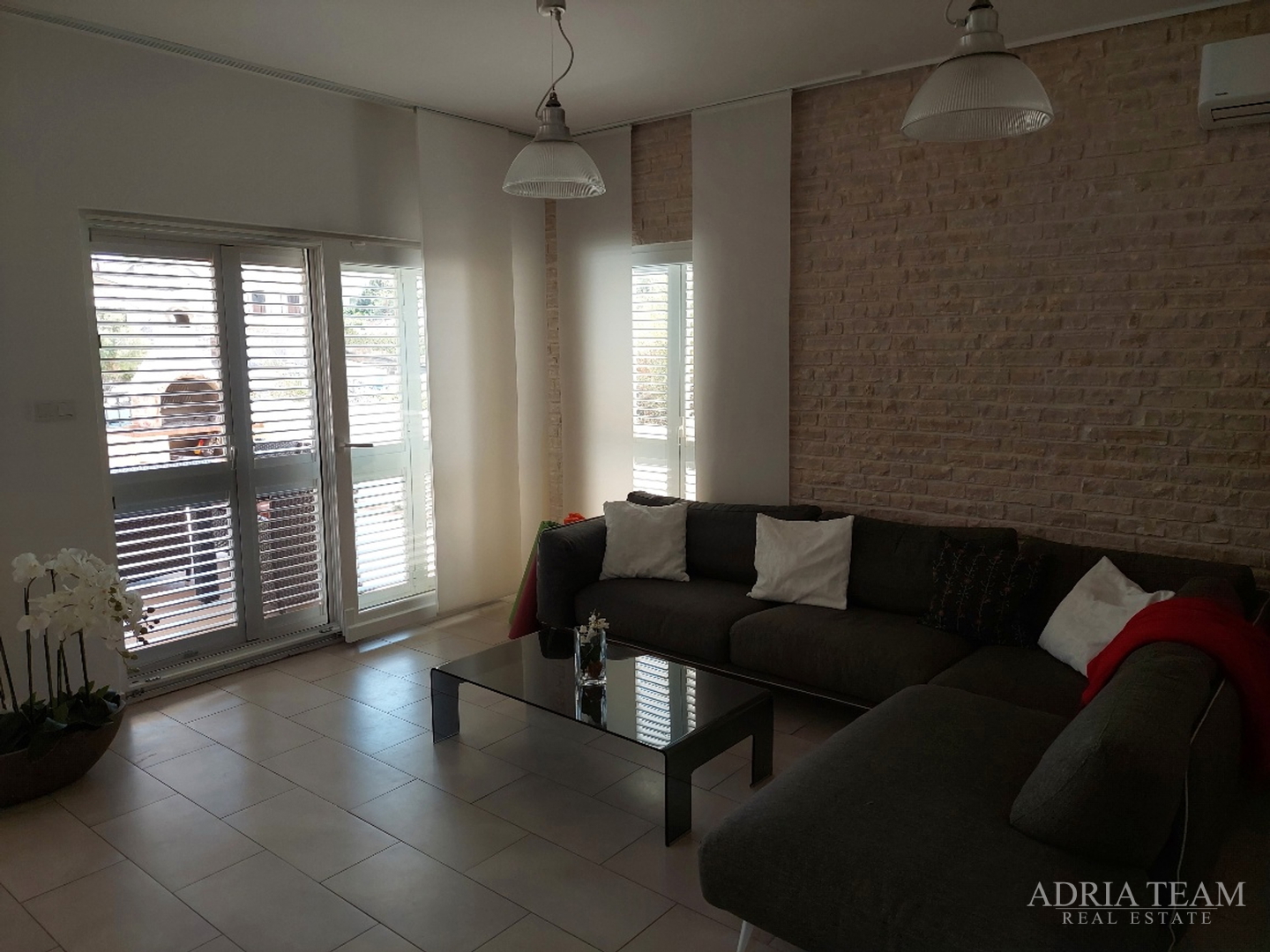 VILLA, 5 M FROM THE SEA, EXCELLENT LOCATION! - ROGOZNICA