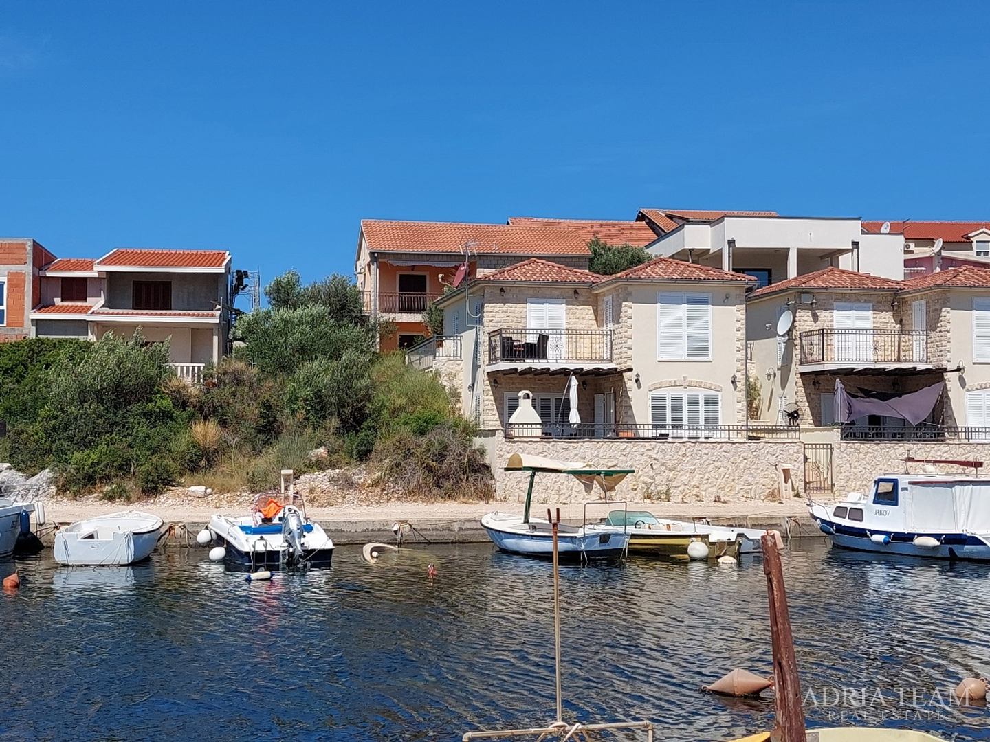 VILLA, 5 M FROM THE SEA, EXCELLENT LOCATION! - ROGOZNICA