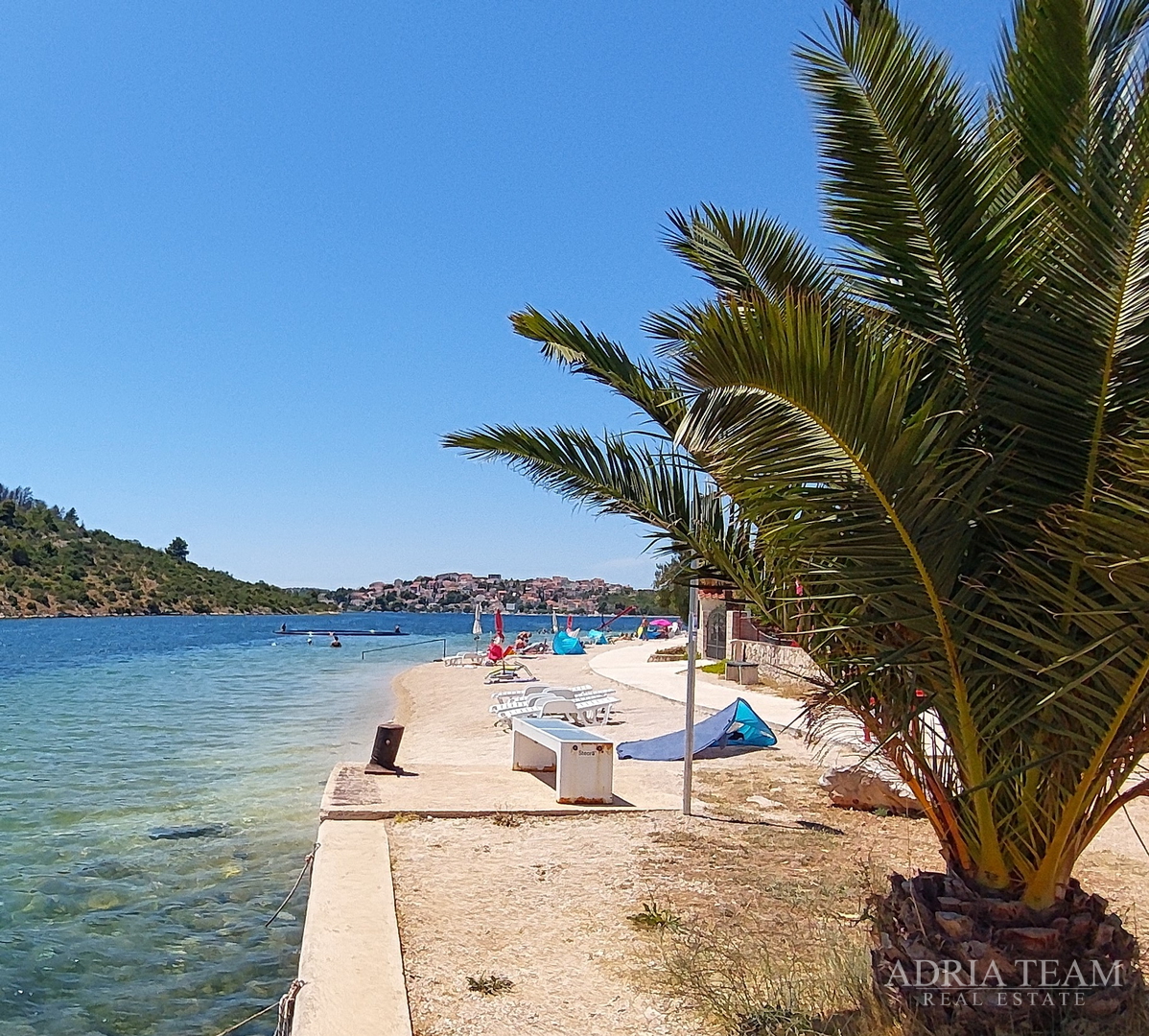 VILLA, 5 M FROM THE SEA, EXCELLENT LOCATION! - ROGOZNICA