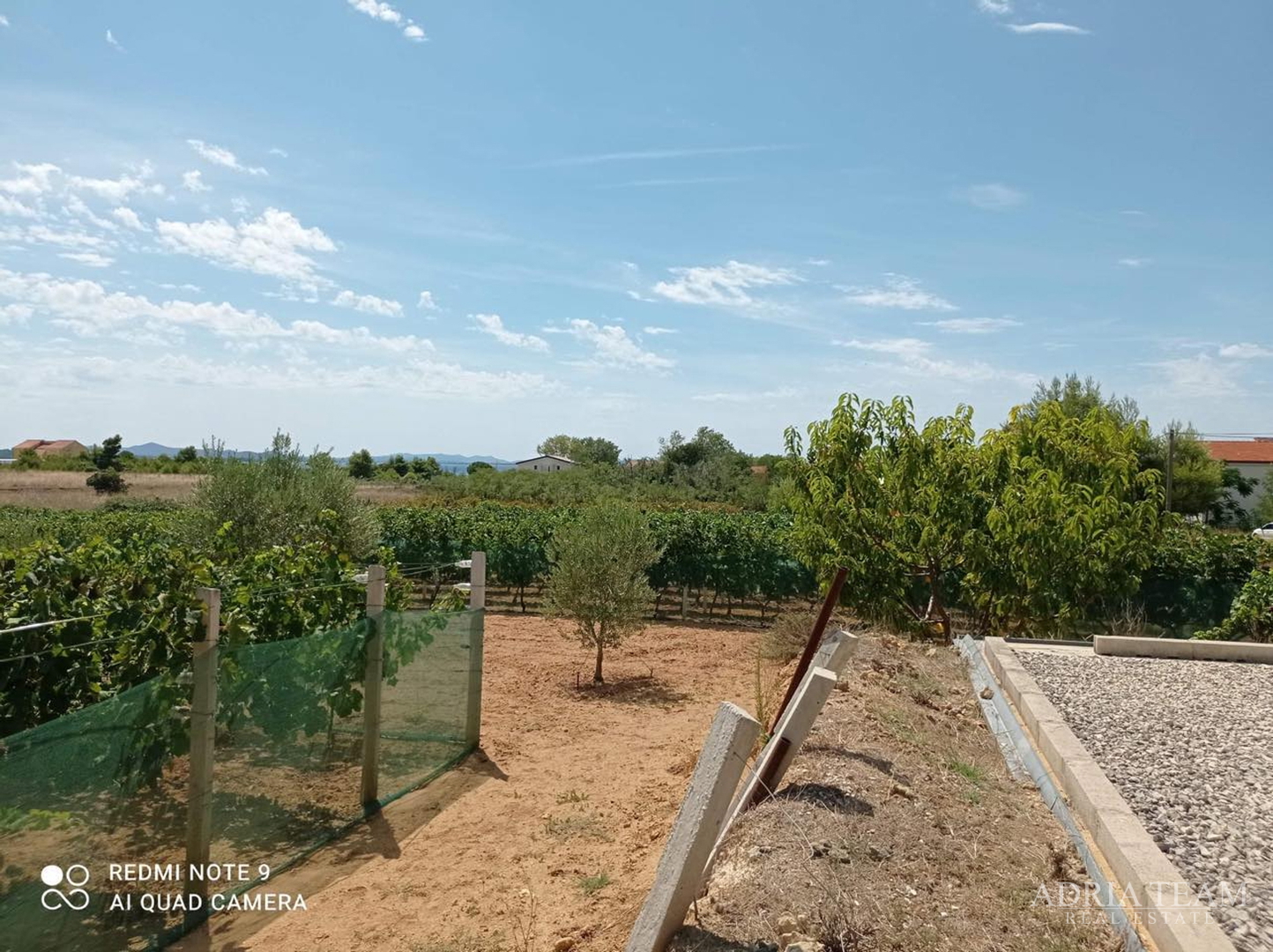 KUĆICA I GARAŽA - BILOTINJAK, PRIVLAKA
