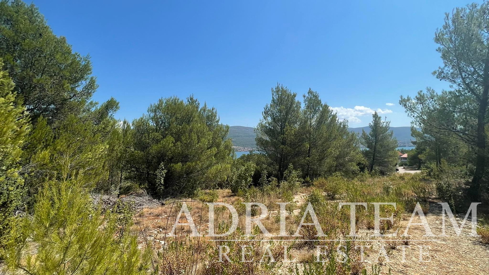 BUILDING LAND IN A GREAT LOCATION - PRIDRAGA