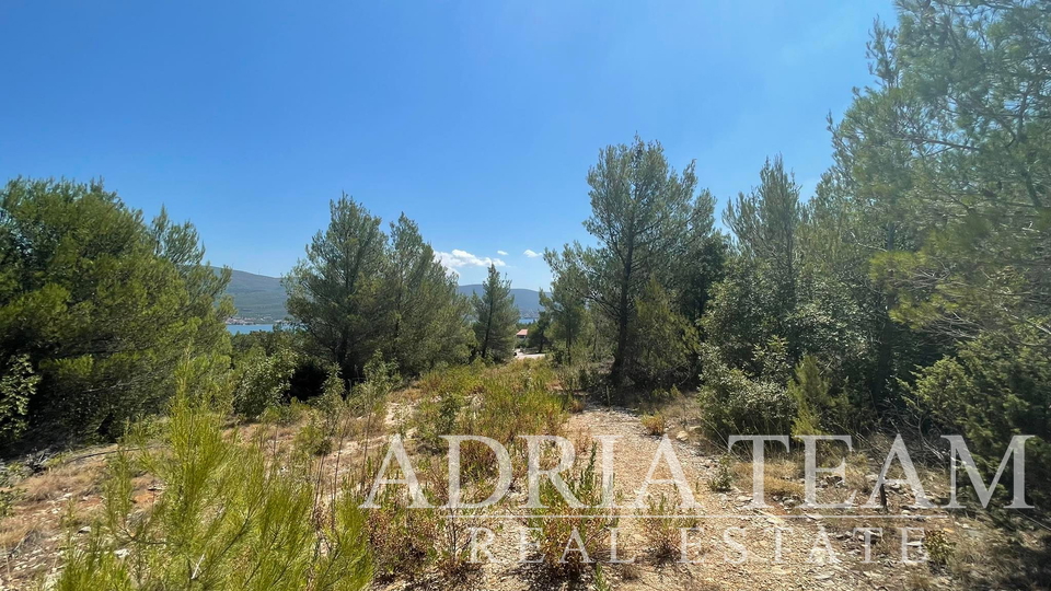 BUILDING LAND IN A GREAT LOCATION - PRIDRAGA