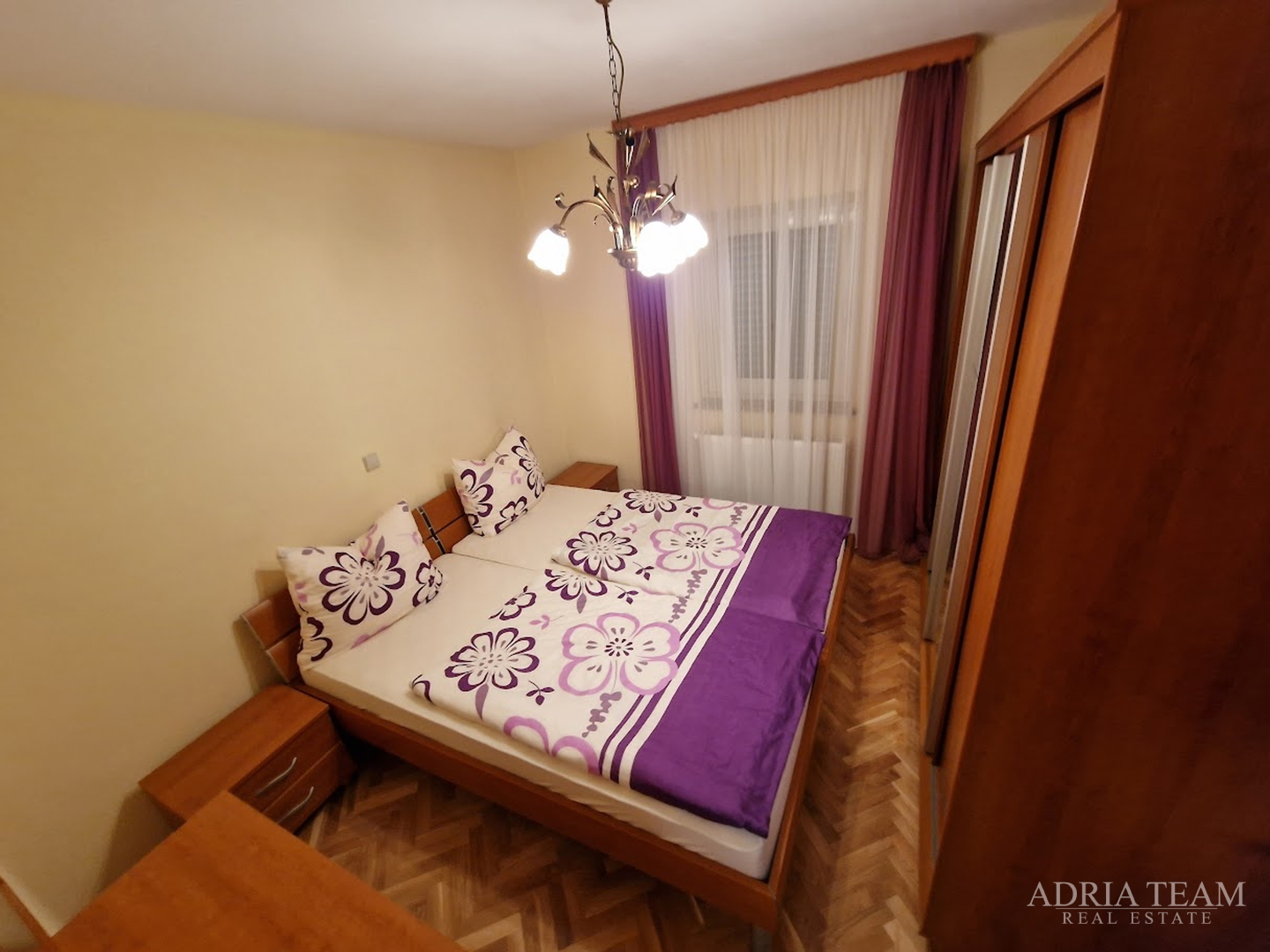 HOUSE WITH 2 APARTMENTS, IMMEDIATE PROXIMITY TO THE SEA - MASLENICA