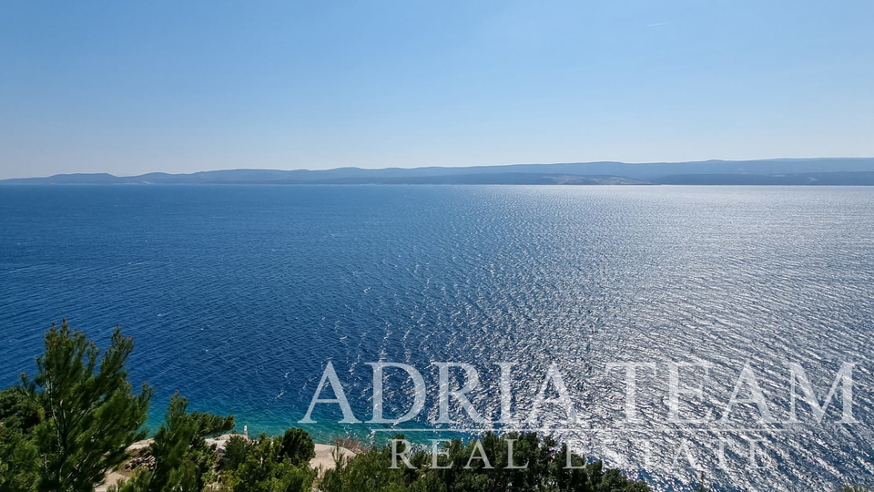 LUXUSNÍ VILA, NOVĚ POSTAVENÁ, 50 m OD MOŘE - LOKVA ROGOZNICA, OMIŠ