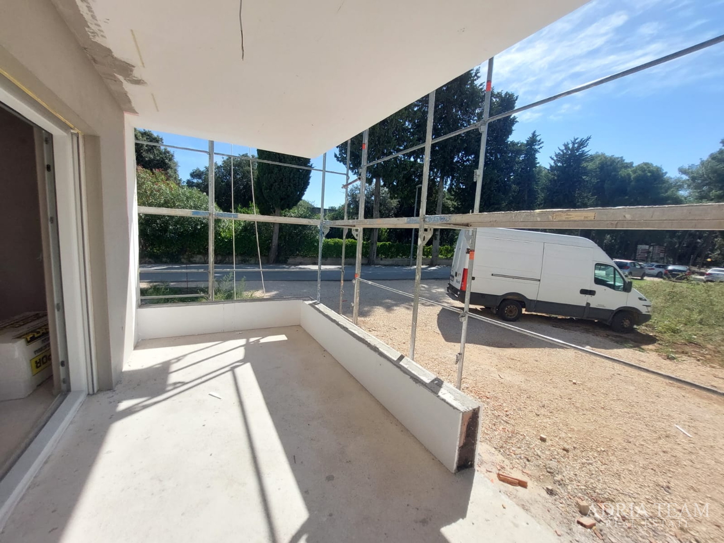 APARTMANI, NOVOGRADNJA, IZVRSNA LOKACIJA, AKCIJSKA CIJENA! - PAKOŠTANE