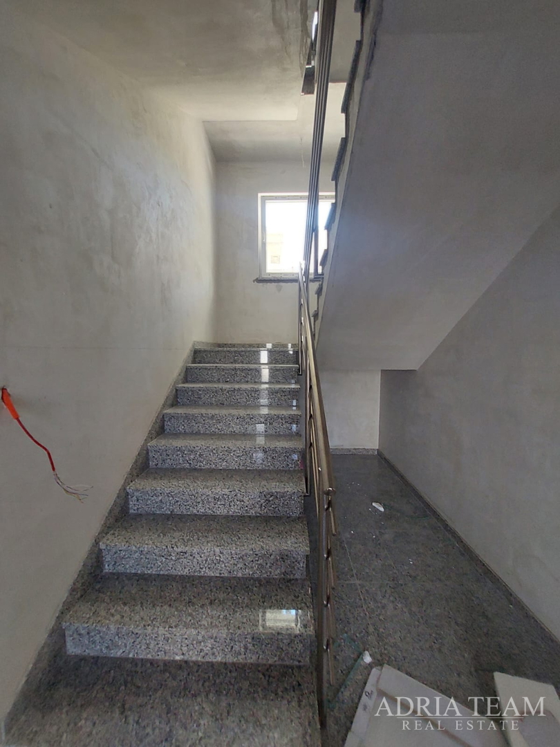 APARTMANI, NOVOGRADNJA, IZVRSNA LOKACIJA, AKCIJSKA CIJENA! - PAKOŠTANE