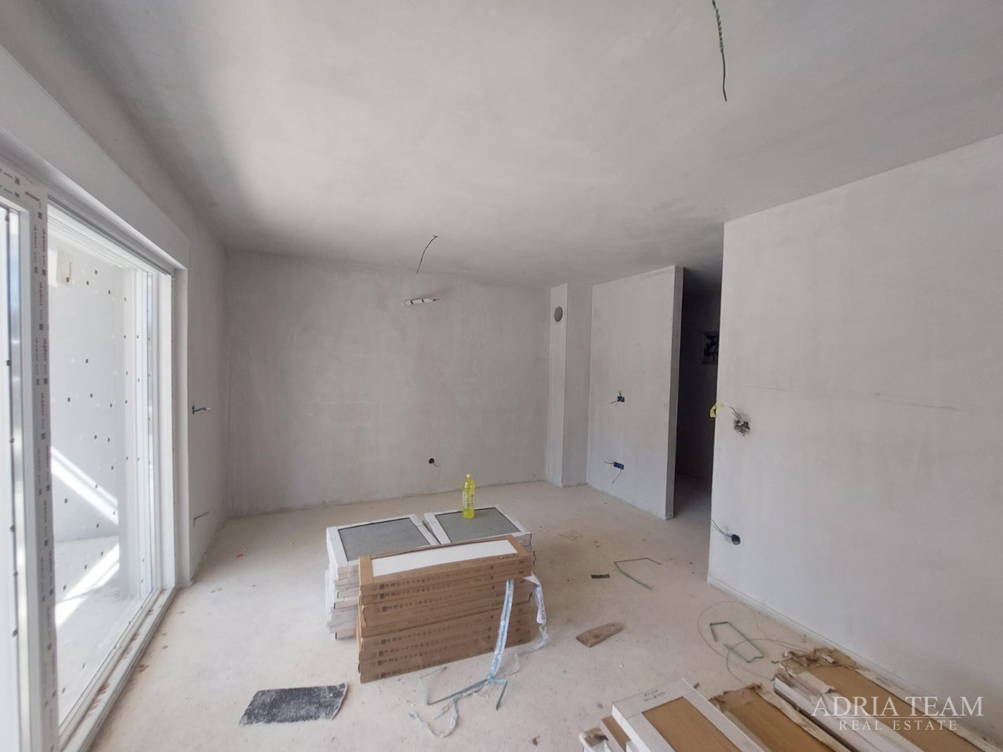 APARTMANI, NOVOGRADNJA, IZVRSNA LOKACIJA, AKCIJSKA CIJENA! - PAKOŠTANE