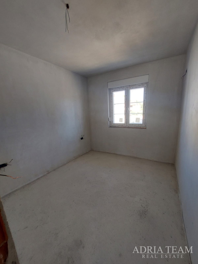 APARTMANI, NOVOGRADNJA, IZVRSNA LOKACIJA, AKCIJSKA CIJENA! - PAKOŠTANE