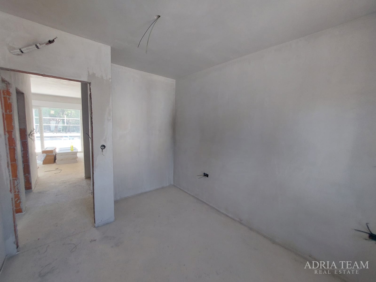 APARTMANI, NOVOGRADNJA, IZVRSNA LOKACIJA, AKCIJSKA CIJENA! - PAKOŠTANE