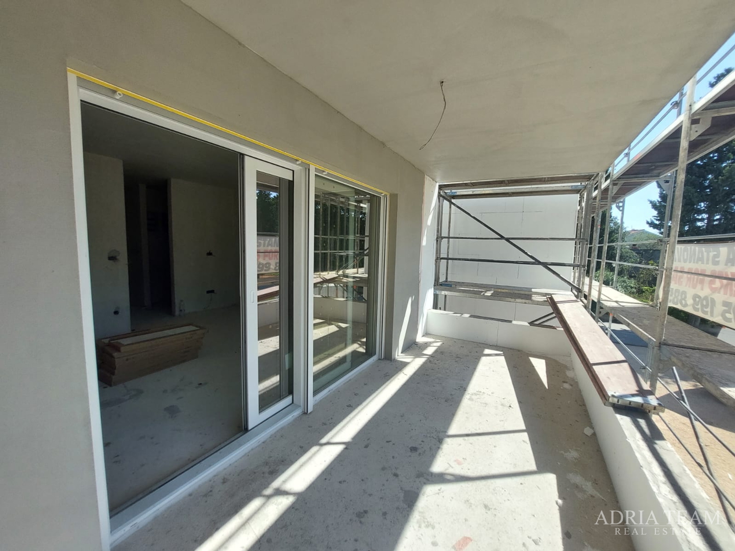 APARTMANI, NOVOGRADNJA, IZVRSNA LOKACIJA, AKCIJSKA CIJENA! - PAKOŠTANE