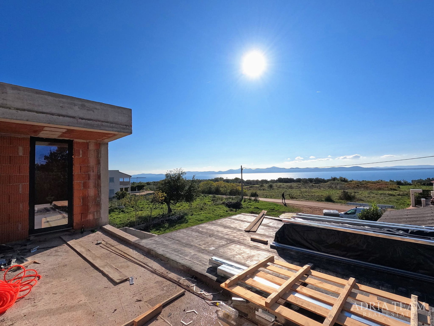 VILA, NOVOGRADNJA, IZVRSNA LOKACIJA - KOŽINO