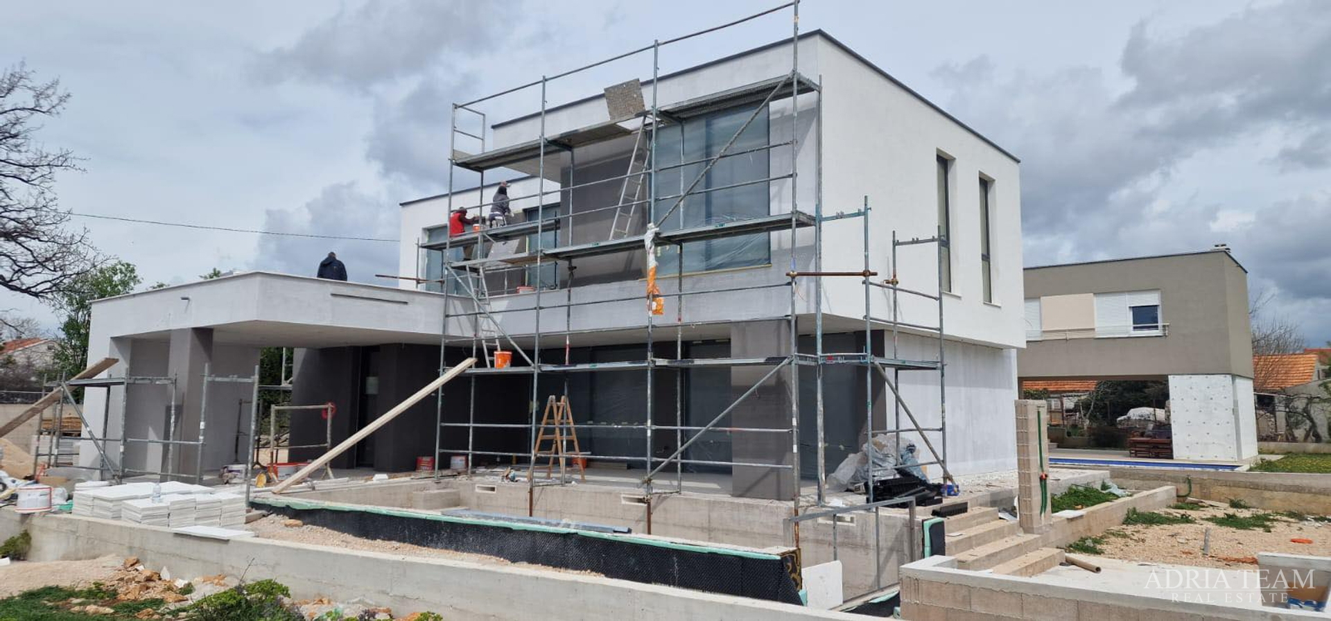 VILA, NOVOGRADNJA, IZVRSNA LOKACIJA - KOŽINO