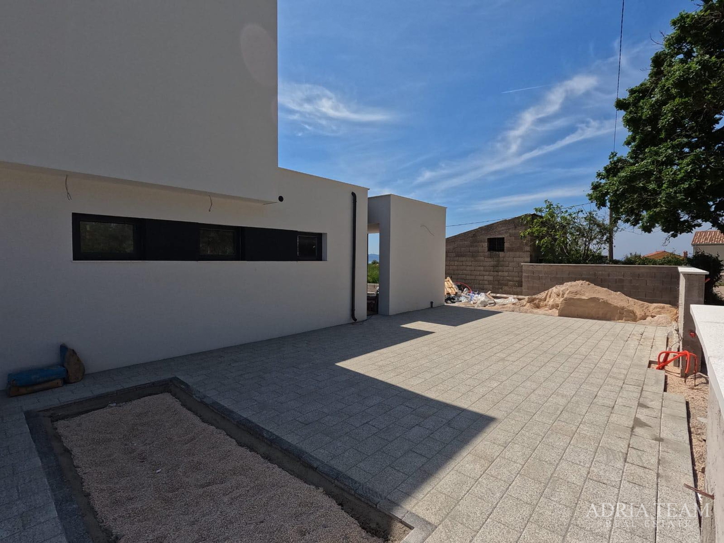 VILA, NOVOGRADNJA, IZVRSNA LOKACIJA - KOŽINO