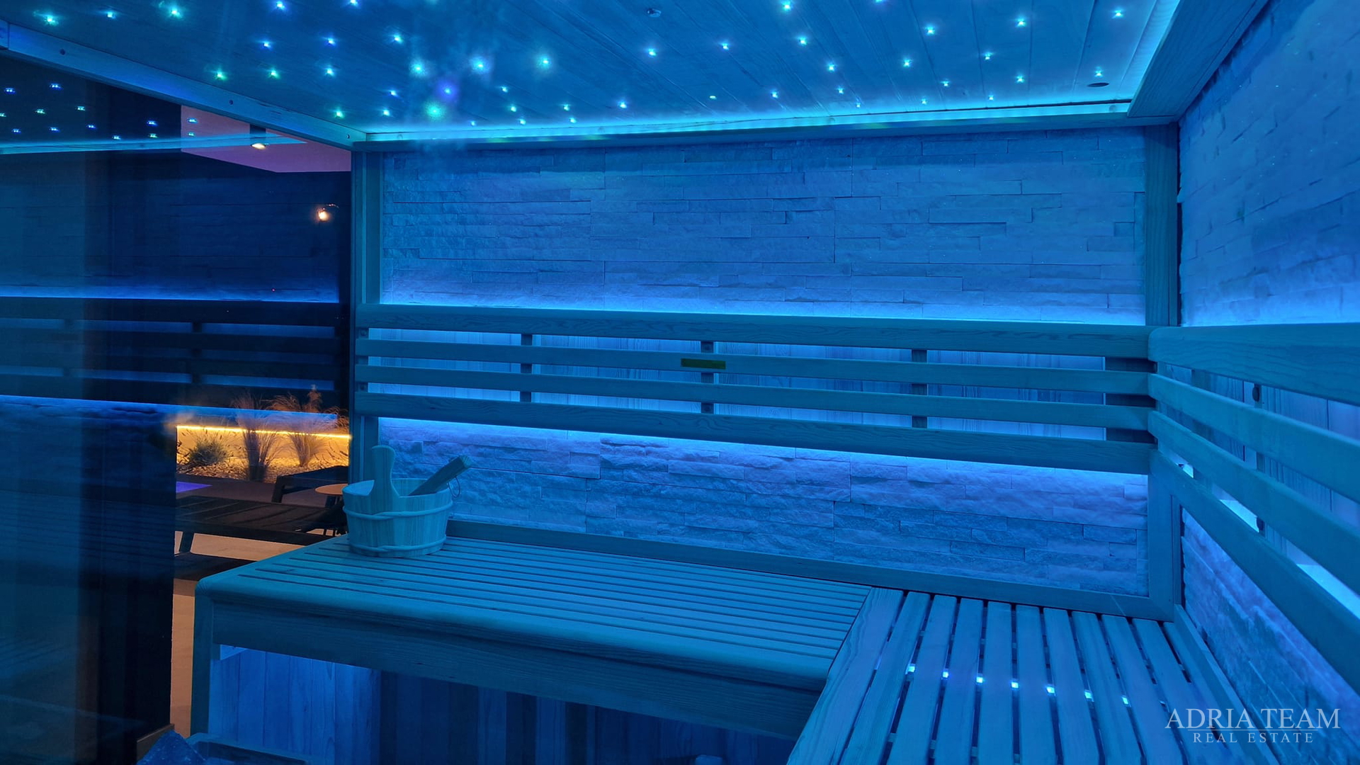 VILA, NOVOGRADNJA, IZVRSNA LOKACIJA - KOŽINO