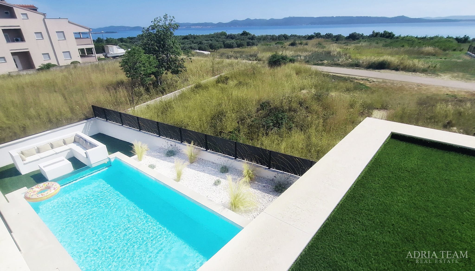 VILA, NOVOGRADNJA, IZVRSNA LOKACIJA - KOŽINO