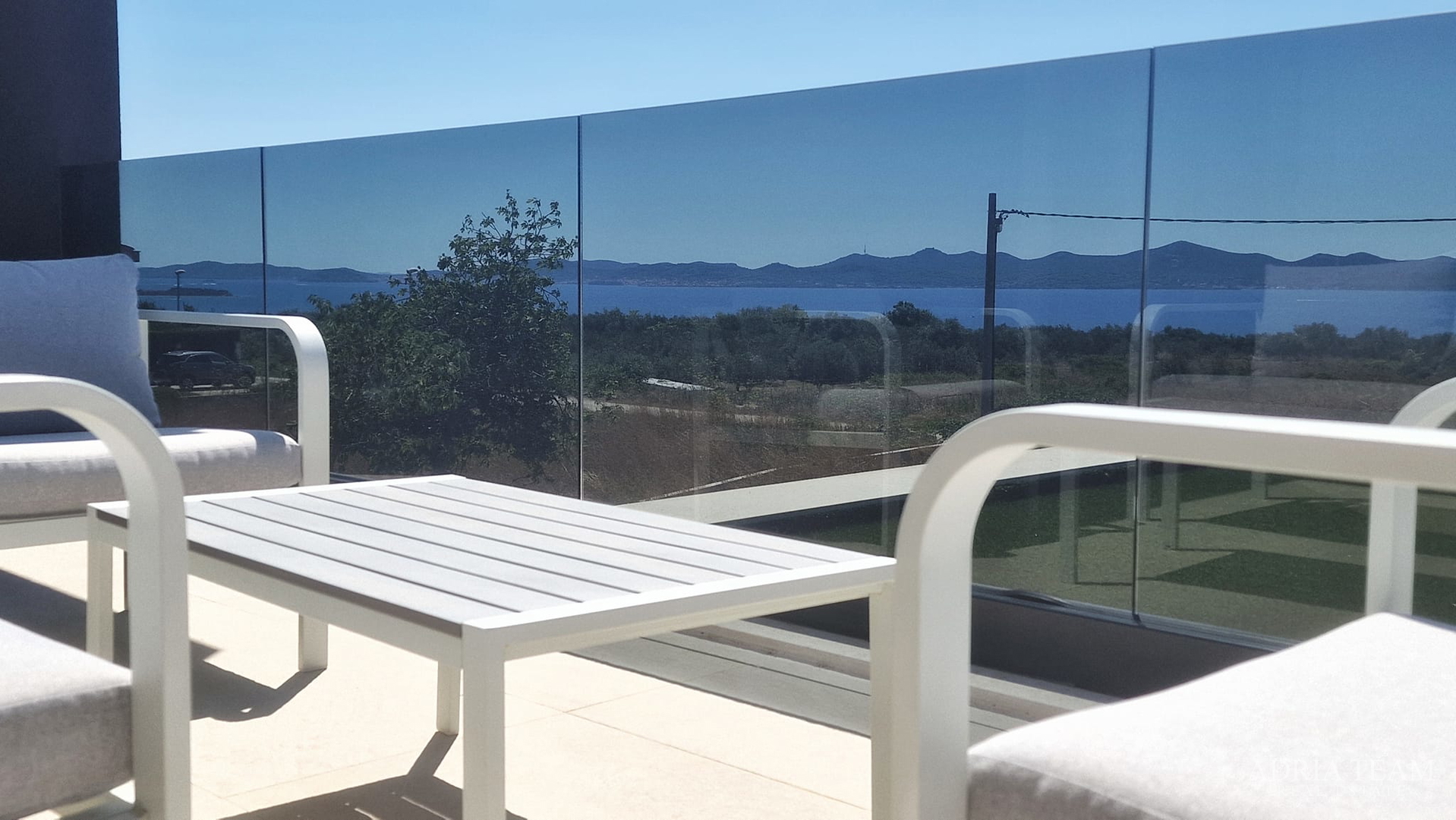 VILA, NOVOGRADNJA, IZVRSNA LOKACIJA - KOŽINO