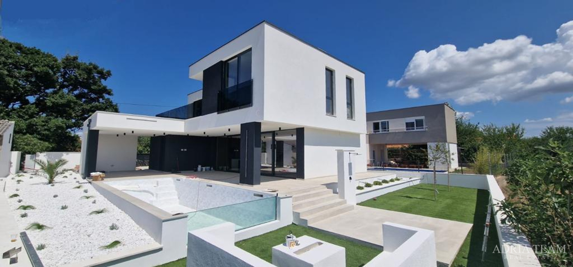 VILA, NOVOGRADNJA, IZVRSNA LOKACIJA - KOŽINO