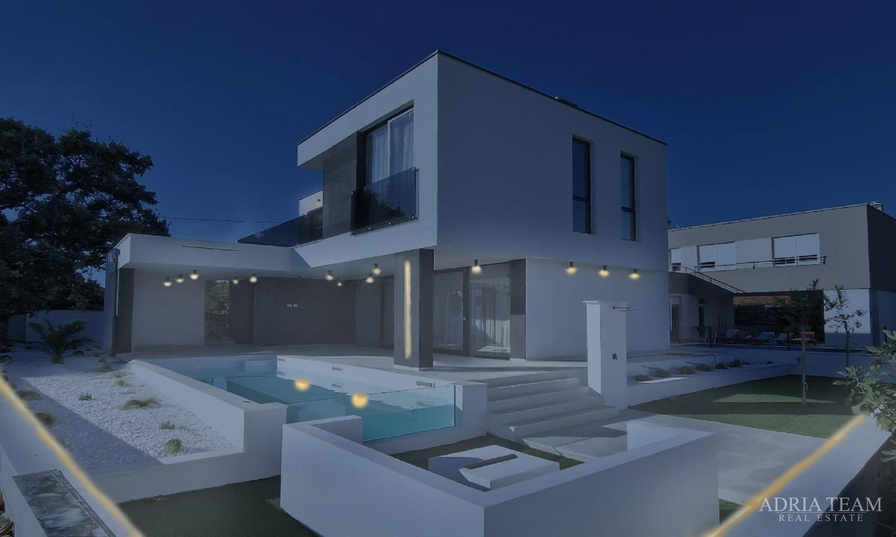 VILA, NOVOGRADNJA, IZVRSNA LOKACIJA - KOŽINO