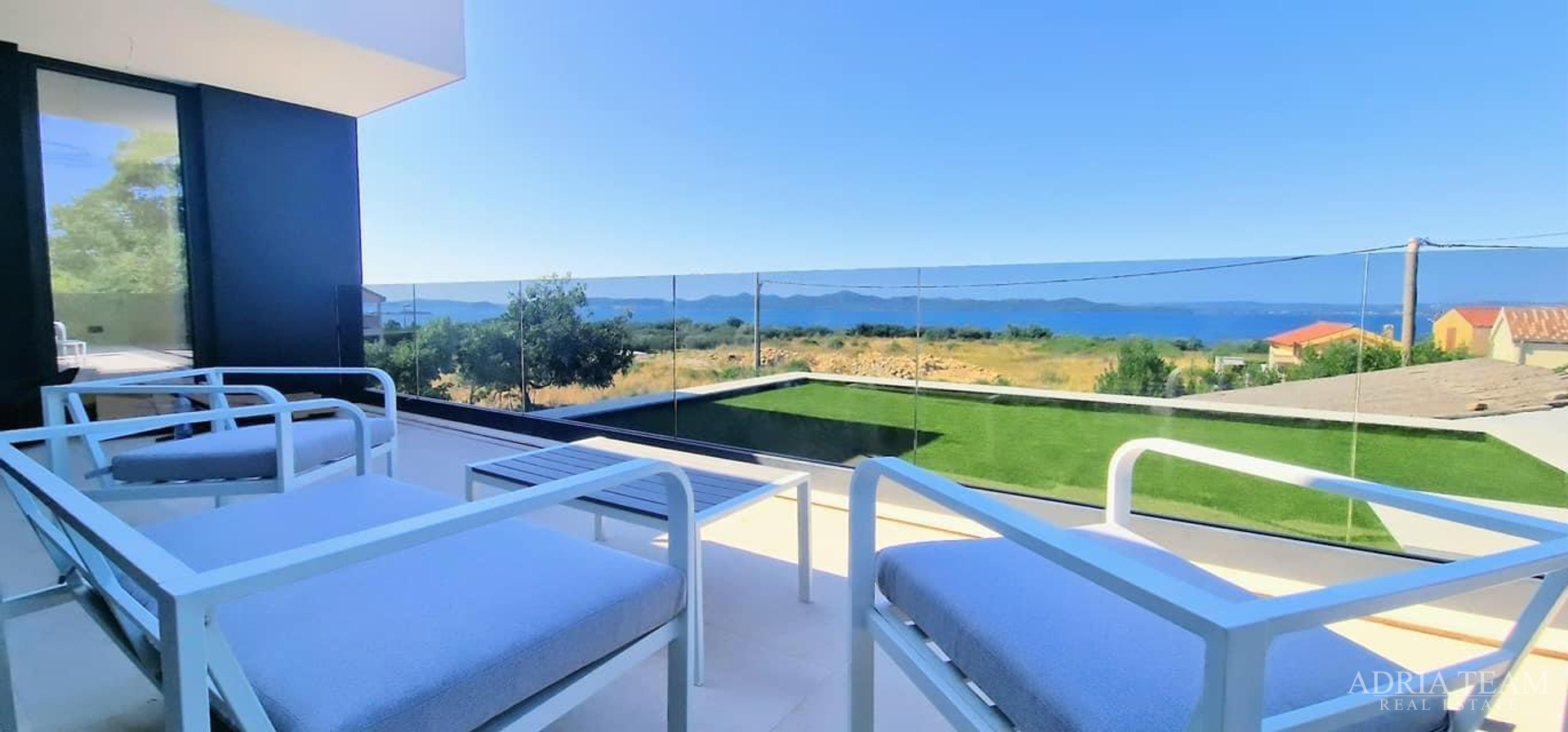 VILA, NOVOGRADNJA, IZVRSNA LOKACIJA - KOŽINO