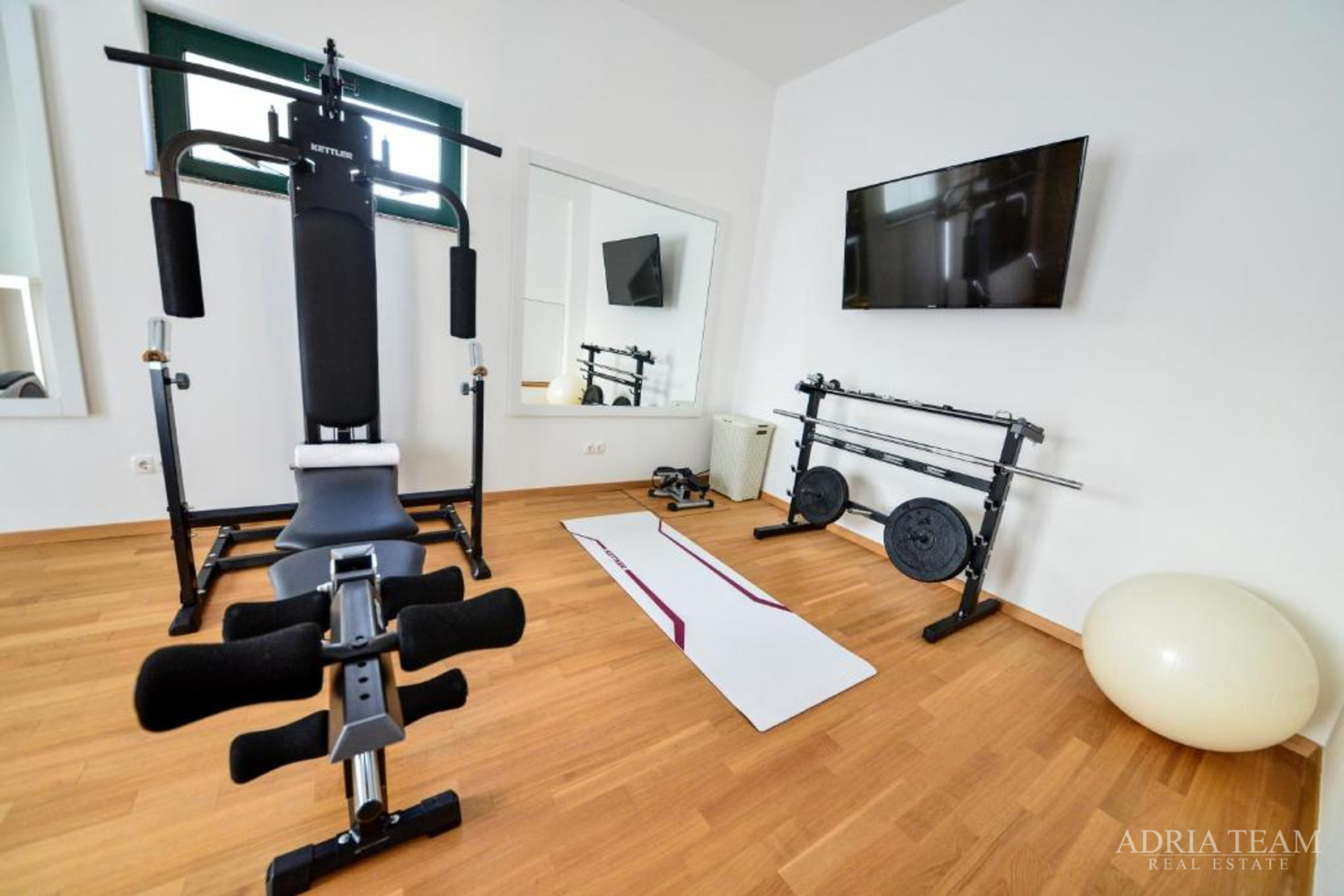 VILA, DRUGI RED DO MORA - VIR