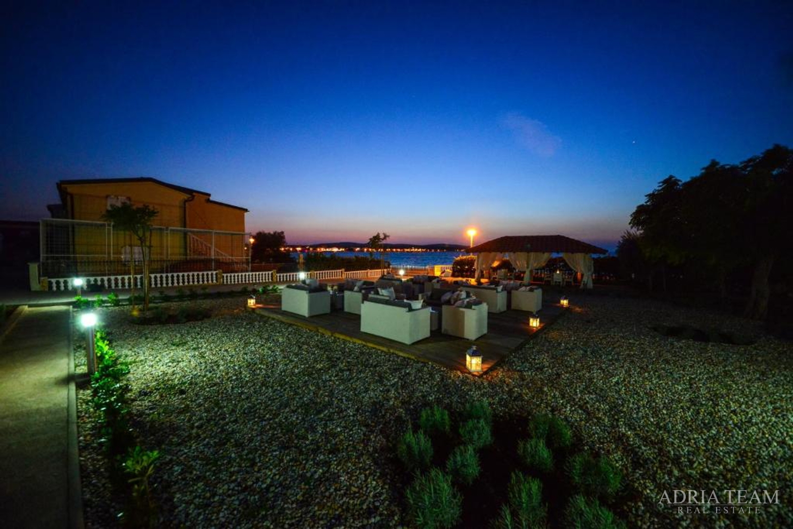 VILA, DRUGI RED DO MORA - VIR