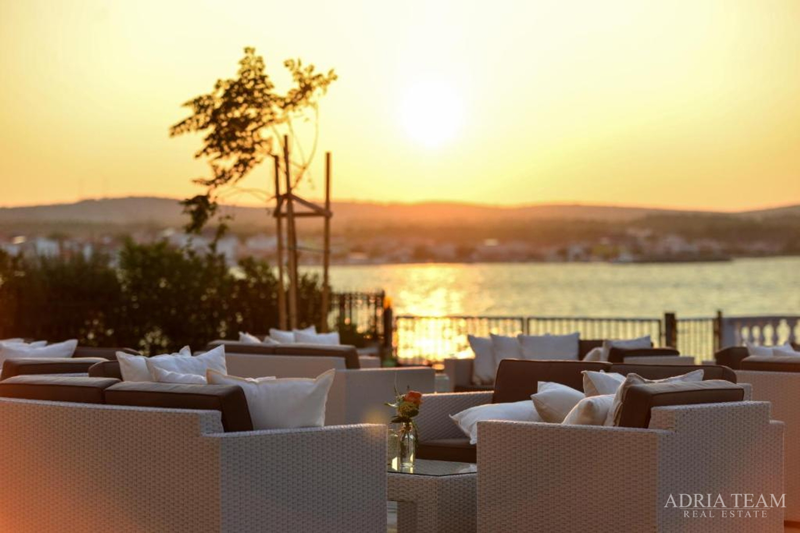 VILA, DRUGI RED DO MORA - VIR