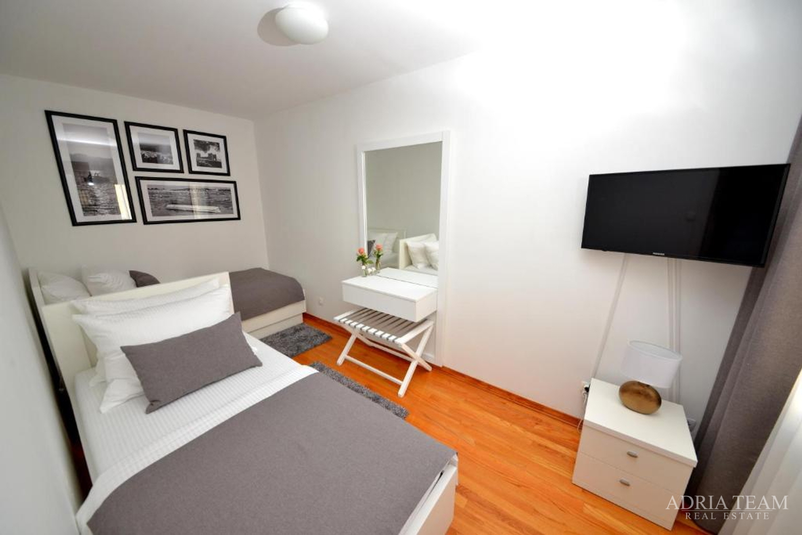 VILA, DRUGI RED DO MORA - VIR