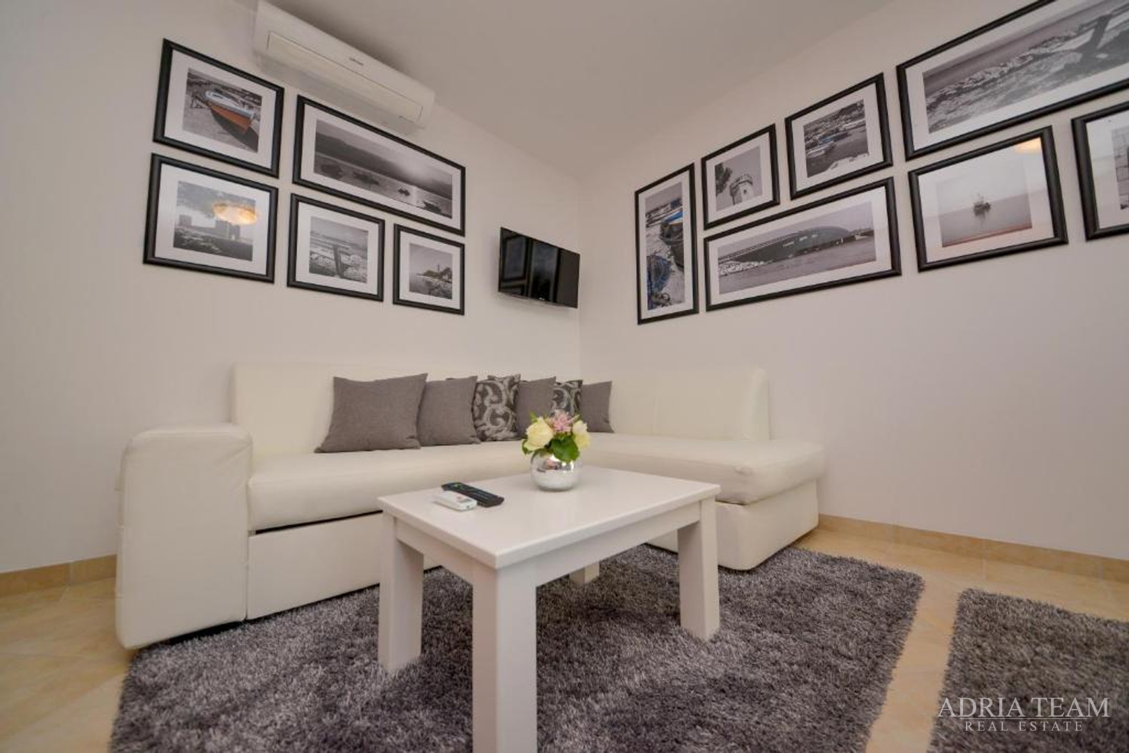 VILA, DRUGI RED DO MORA - VIR