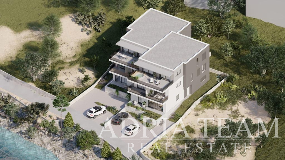 APARTMÁNY, PRVNÍ ŘADA K MOŘI - BRODARICA, ŠIBENIK