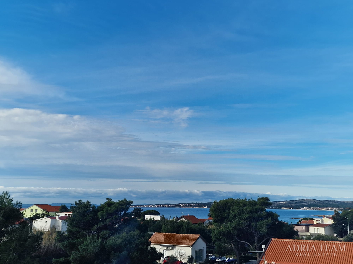APARTMANI U STAMBENOJ ZGRADI U PRIZEMLJU, NOVOGRADNJA - VIR