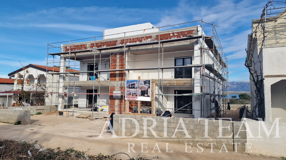 APARTMENTS IN A RESIDENTIAL BUILDING ON THE GROUND FLOOR, NEW BUILDING - VIR