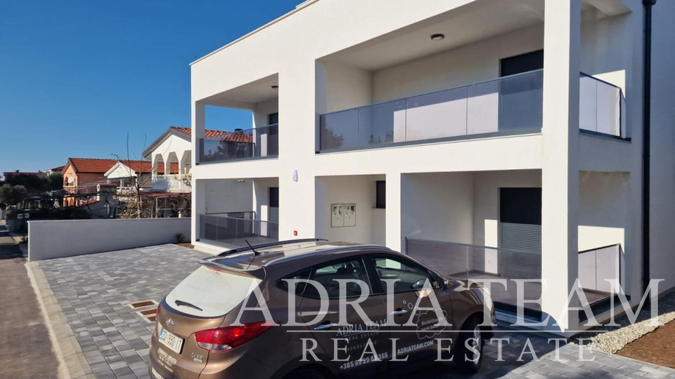 APARTMENTS IN A RESIDENTIAL BUILDING ON THE GROUND FLOOR, NEW BUILDING - VIR