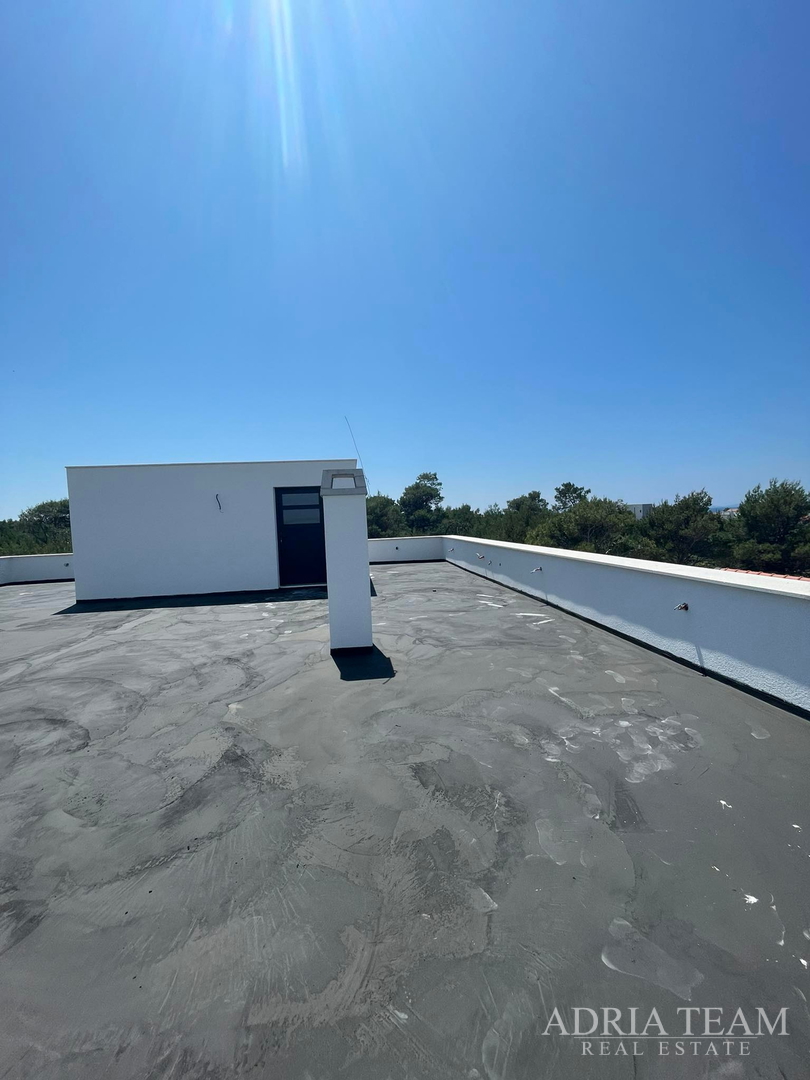 APARTMENTS IN A RESIDENTIAL BUILDING ON THE FIRST FLOOR, NEW CONSTRUCTION - VIR