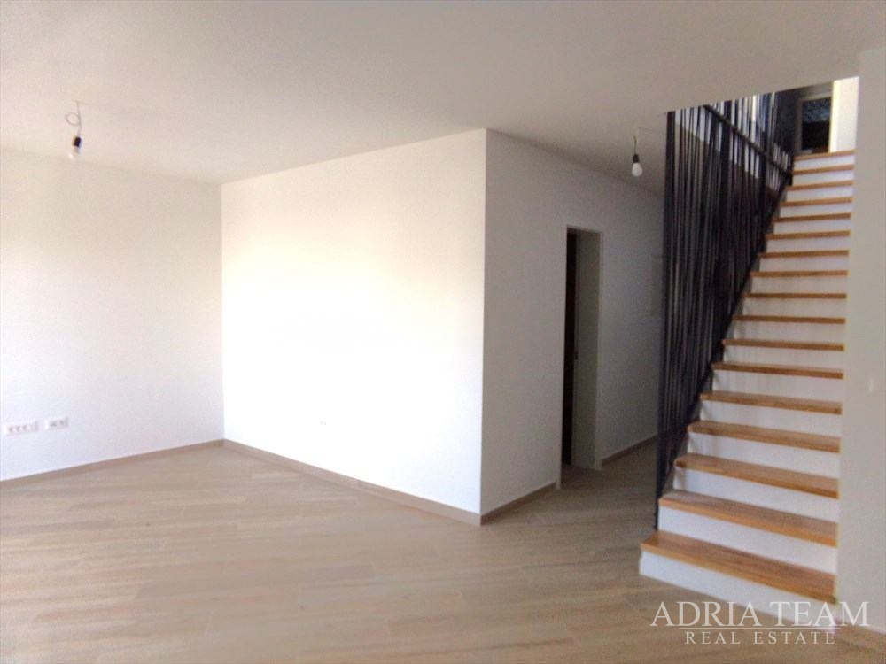 APARTMANI U NOVOGRADNJI - PAG, ŠIMUNI