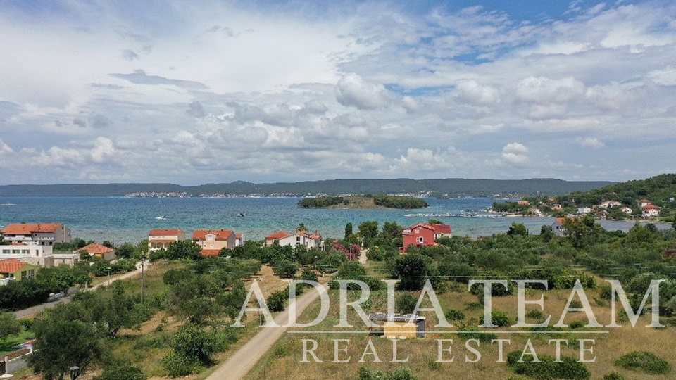 BUILDING LAND WITH SEA VIEW, 200 m FROM THE SEA, MRLJANE - PAŠMAN