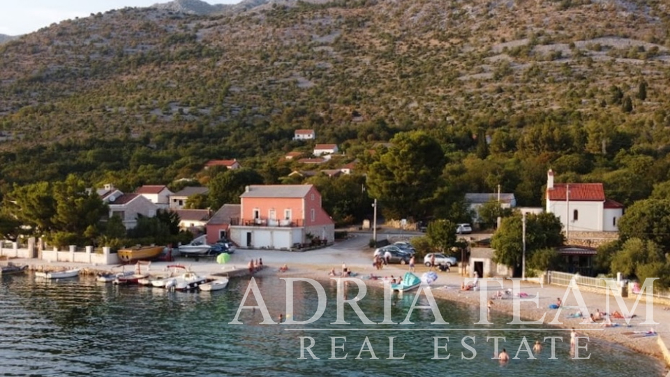 SALE!!!! BUILDING LAND, 200 m FROM THE SEA - TRIBANJ - STARIGRAD