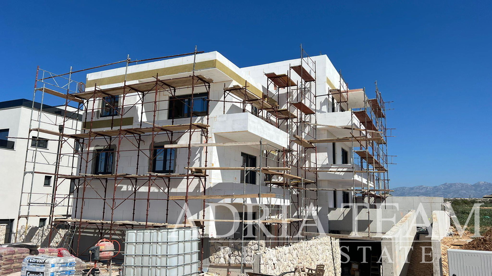 APARTMENTS ON EXCELLENT LOCATION IN URBAN VILLA, NEW CONSTRUCTION - POVLJANA, PAG