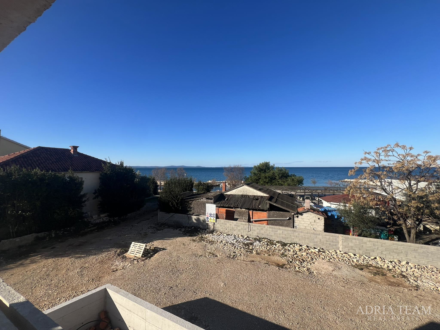 LUXURY APARTMENTS IN A NEW BUILDING, 20 M FROM THE SEA - ZATON