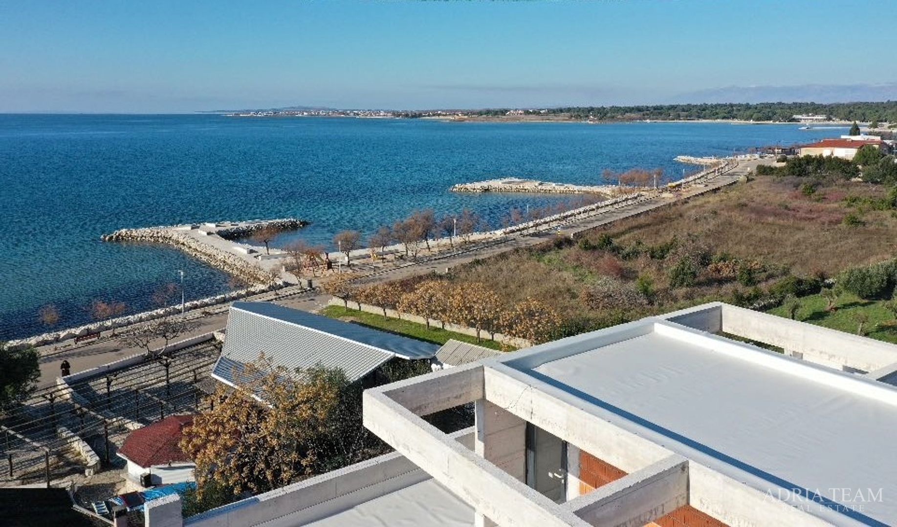 LUXURY APARTMENTS IN A NEW BUILDING, 20 M FROM THE SEA - ZATON