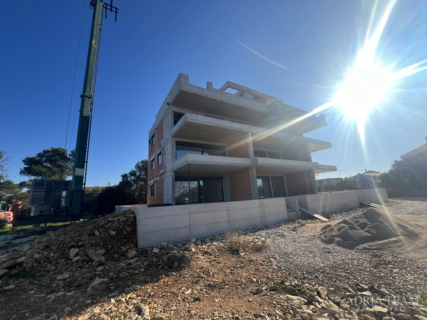 LUXURY APARTMENTS IN A NEW BUILDING, 20 M FROM THE SEA - ZATON